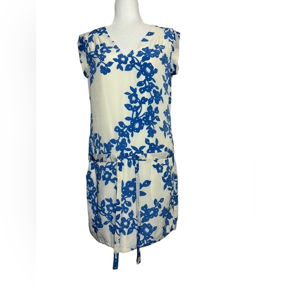 Jessica Simpson Dresses & Skirts - Jessica Simpson dress medium